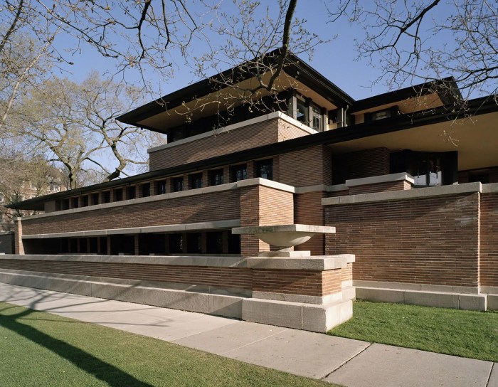 Frank Lloyd Wright | Biography, Architecture, Houses, Buildings, Style ...